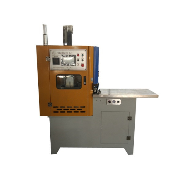 AUTOMATIC FAST DIE CASTING MACHINE