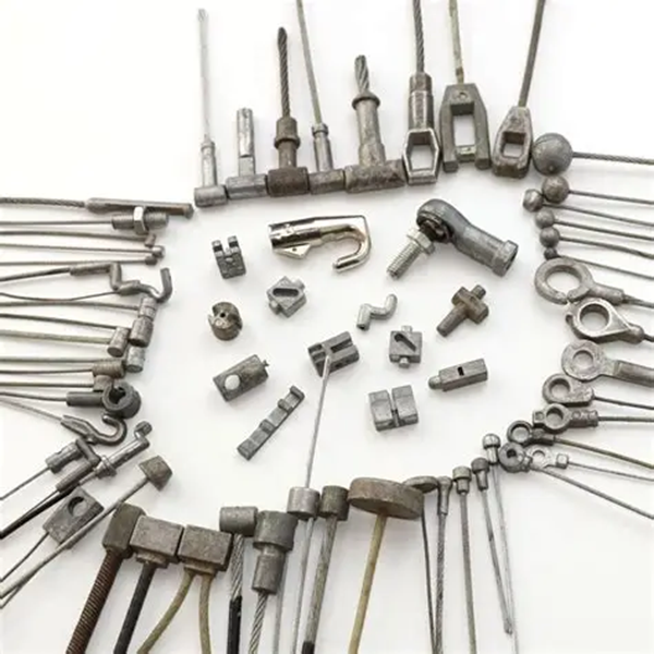 AUTOMATIC FAST DIE CASTING MACHINE