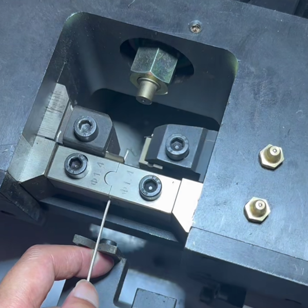 CUT STROKES MAKE END FLOWER MACHINE